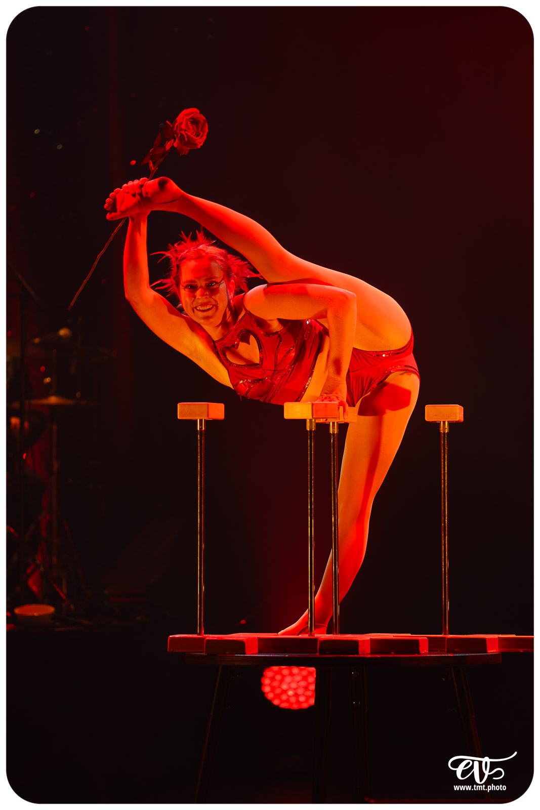 PLEIN FEU (CIE AVRIL EN SEPTEMBRE)